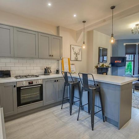Charming City Home, Beside The Serene Ormeau Park Belfast Exterior foto