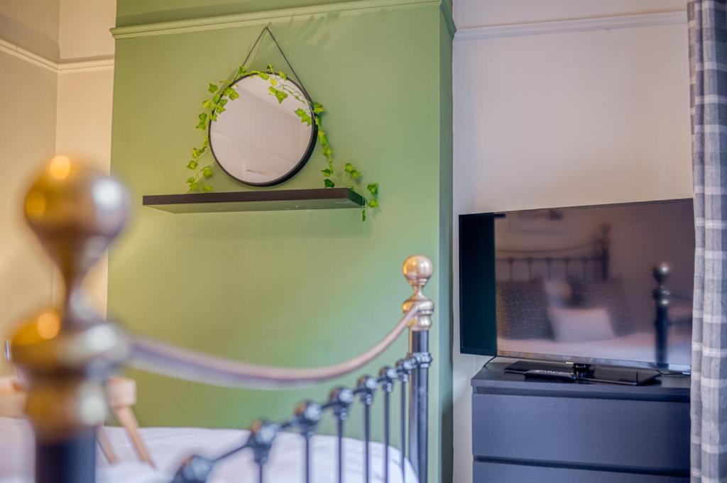 Charming City Home, Beside The Serene Ormeau Park Belfast Exterior foto